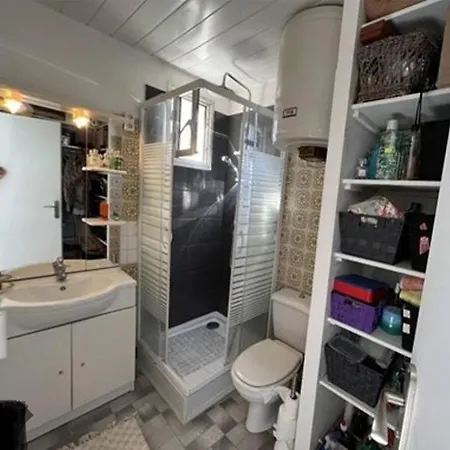 Studio Centre Port, Lumineux Et Confortable Apartament *